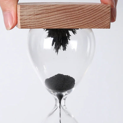 Magnetic Hourglass